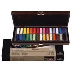 Caja de madera con 30 medios pasteles Rembrandt. 